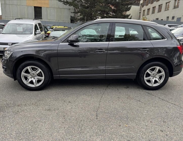 Audi Q5 SUV / Terénní 2,0 l 125 kw