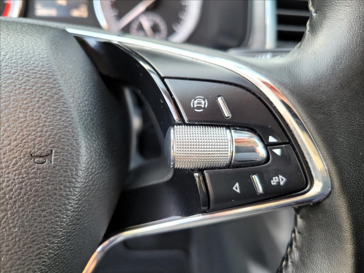 Škoda Kodiaq SUV / Terénní 1,5 l 110 kw