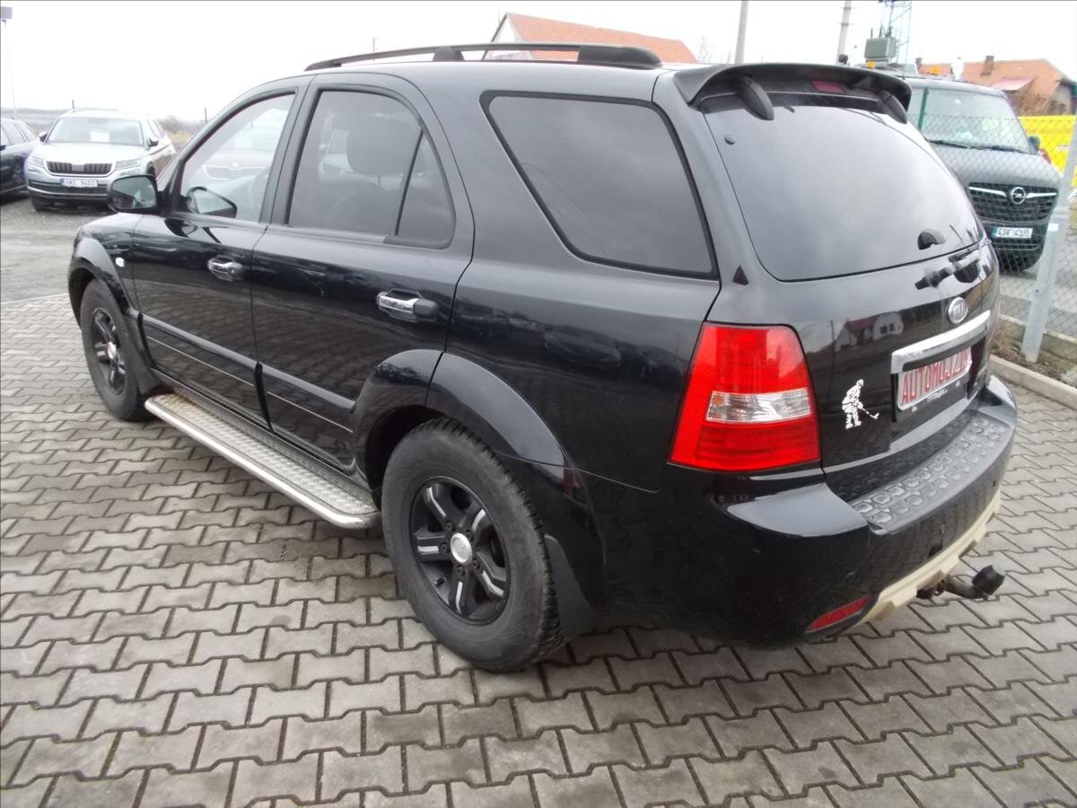 KIA Sorento SUV / Terénní 2,5 l 125 kw