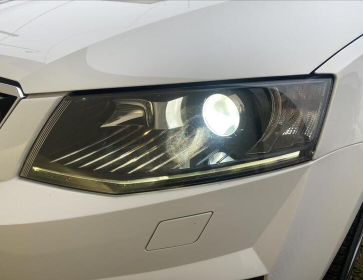 Škoda Octavia 16