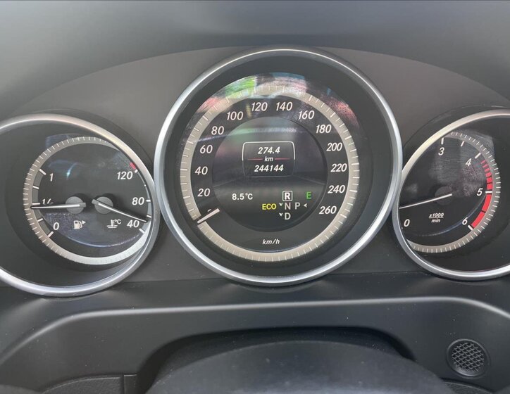 Mercedes-Benz Třídy E Kombi 3,0 l 190 kw