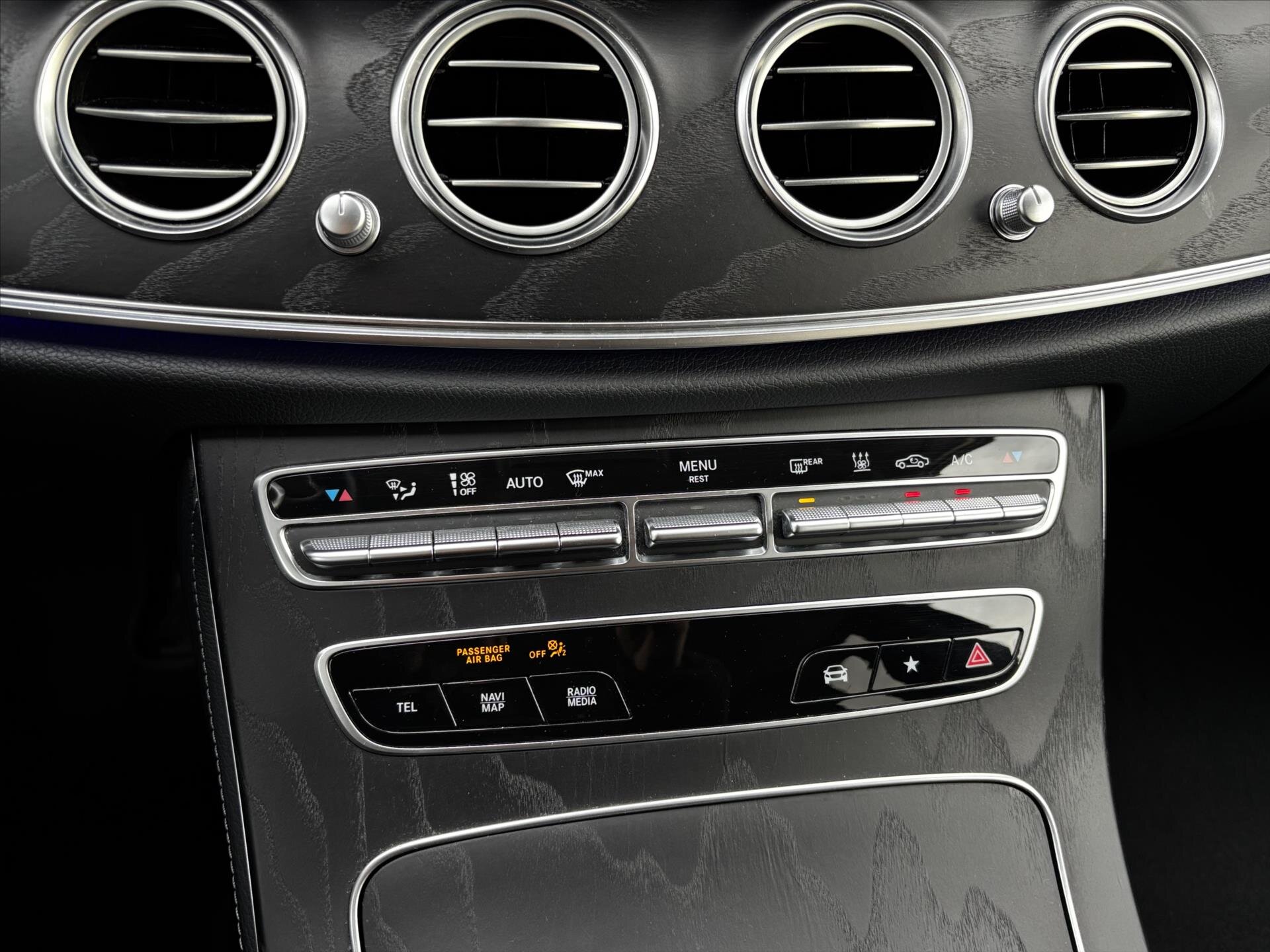 Mercedes-Benz Třídy E Kombi 2,0 l 143 kw