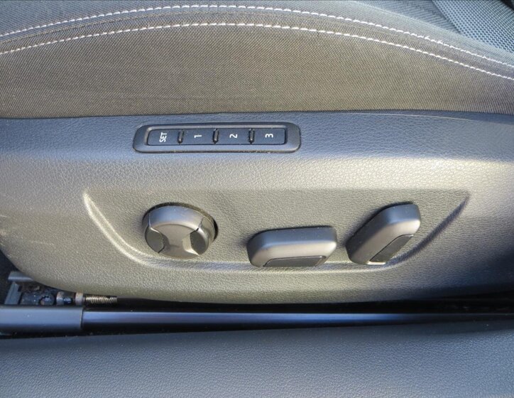 Škoda Superb Kombi 2,0 l 110 kw