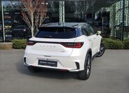 Lexus LBX SUV / Terénní 1,5 l 100 kw