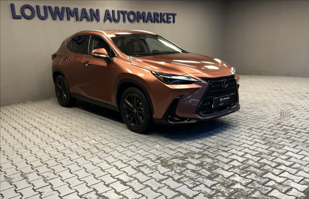 Lexus NX 350h SUV / Terénní 2,5 l 179 kw