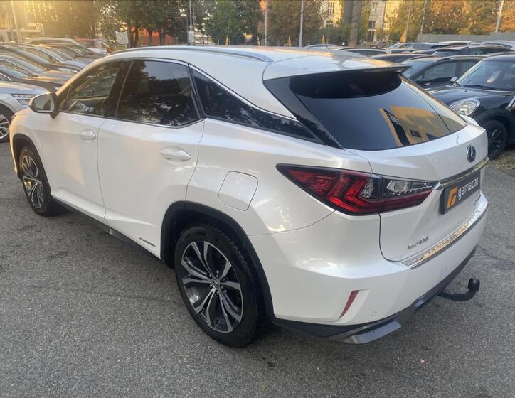 Lexus RX 5