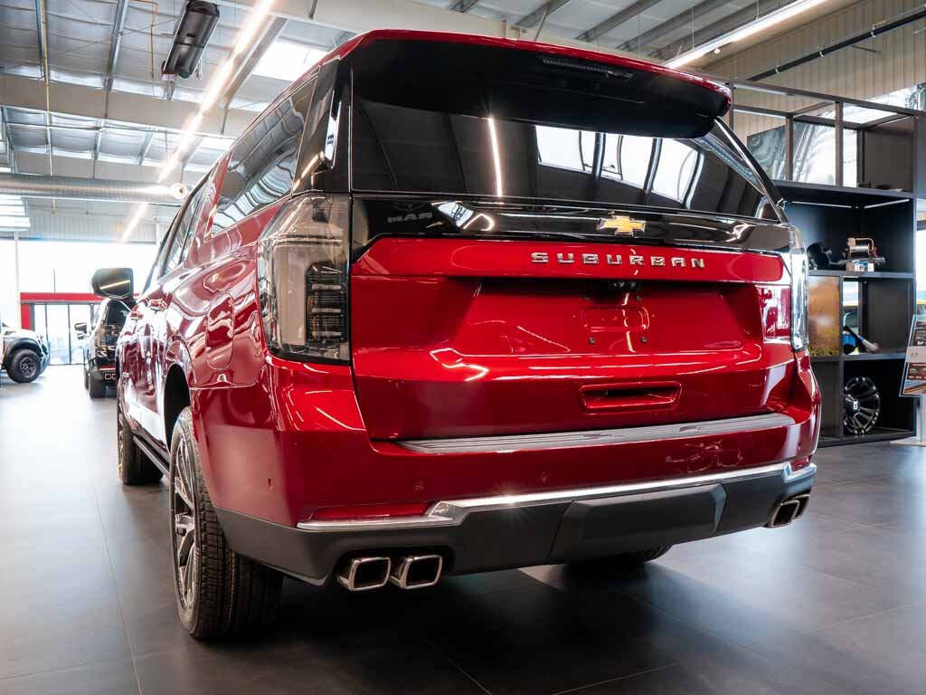 Chevrolet Suburban SUV / Terénní 6,2 l 313 kw