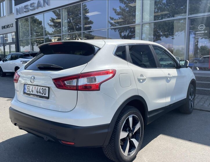 Nissan Qashqai SUV / Terénní 1,2 l 85 kw