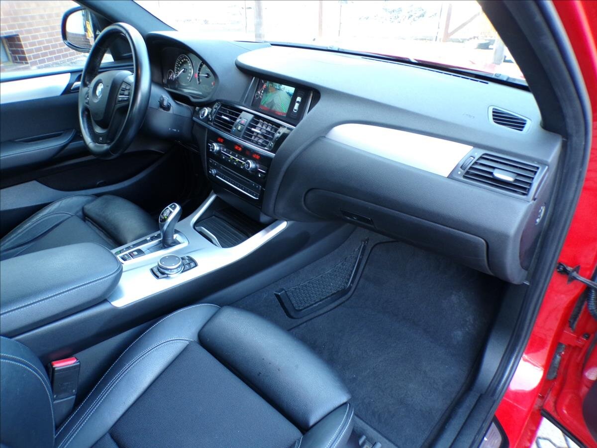 BMW X4 Sedan / Limuzína 3,0 l 190 kw