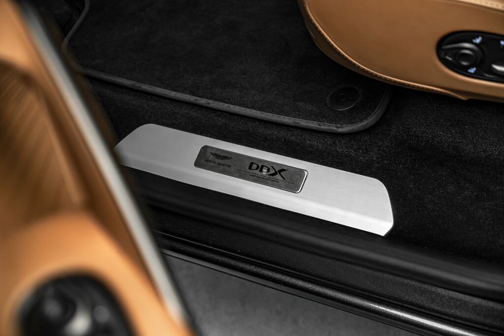 Aston Martin Ostatní SUV 4,0 l 520 kw