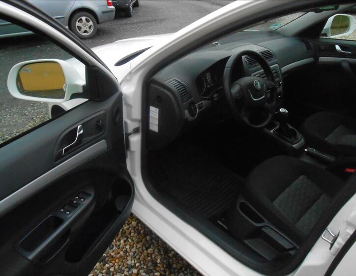 Škoda Octavia 11