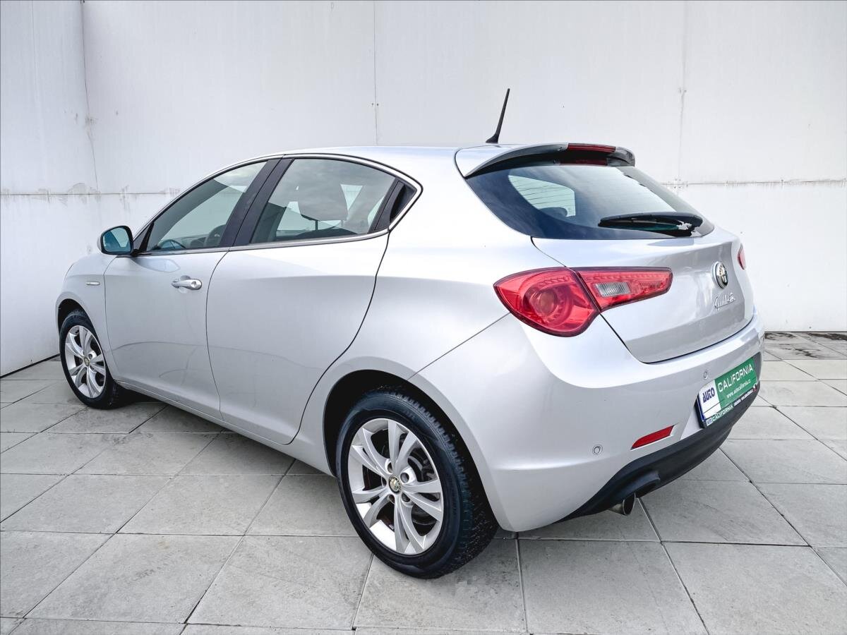 Alfa Romeo Giulietta Hatchback 1,6 l 77 kw