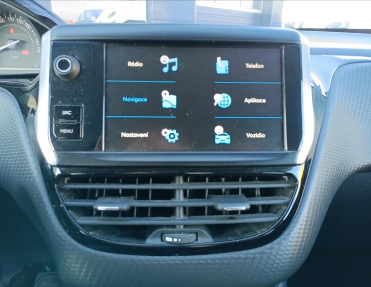 Peugeot 208 Hatchback 1,2 l 60 kw