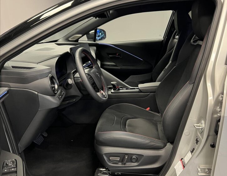 Toyota C-HR Hatchback 2,0 l 112 kw