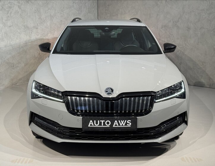 Škoda Superb Kombi 1,4 l 160 kw