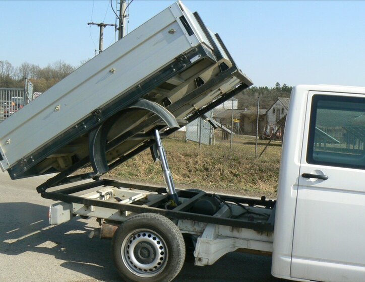Volkswagen Transporter Sklápěč 2,0 l 103 kw