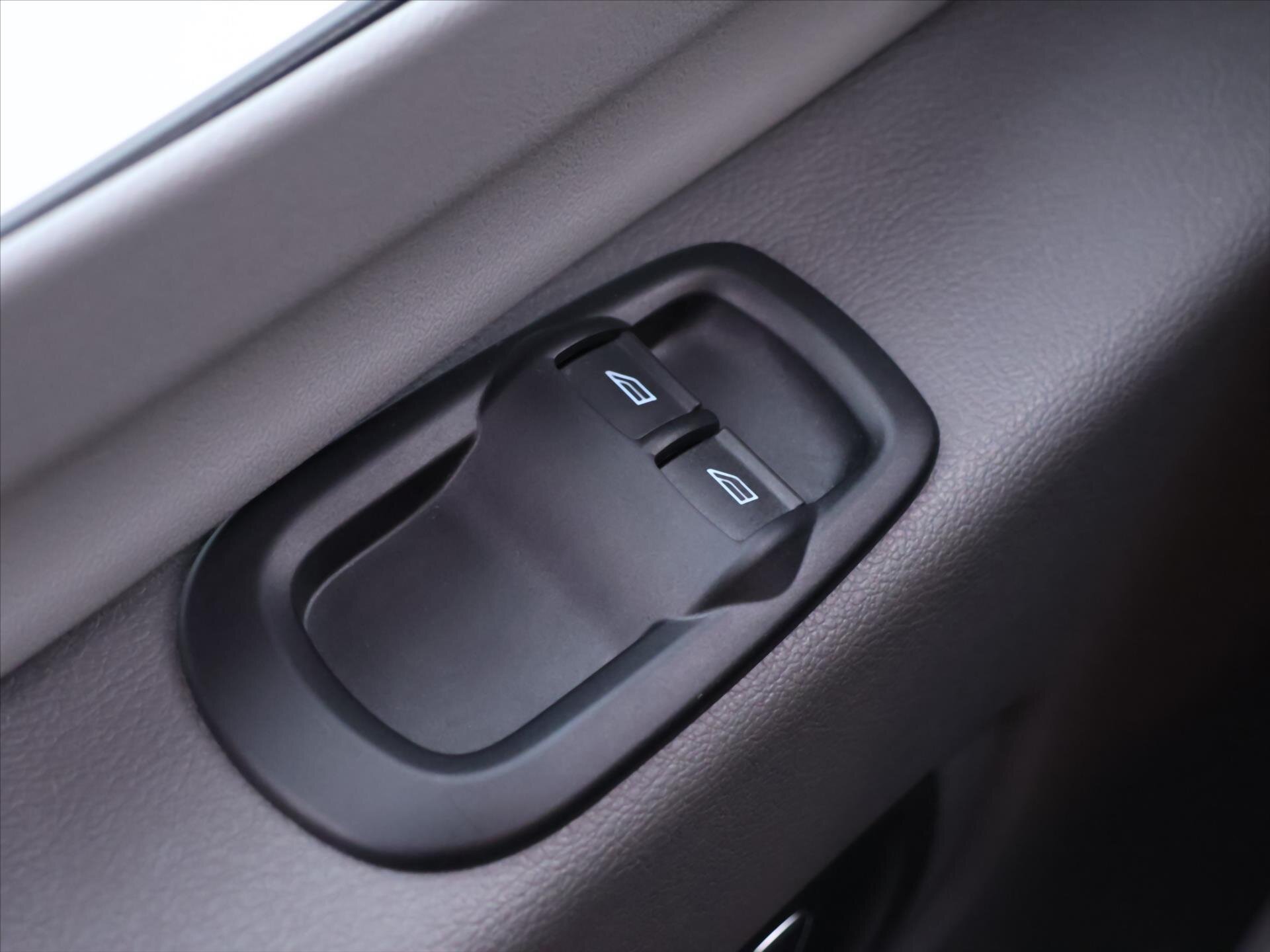 Ford Transit Ostatní 2,0 l 125 kw