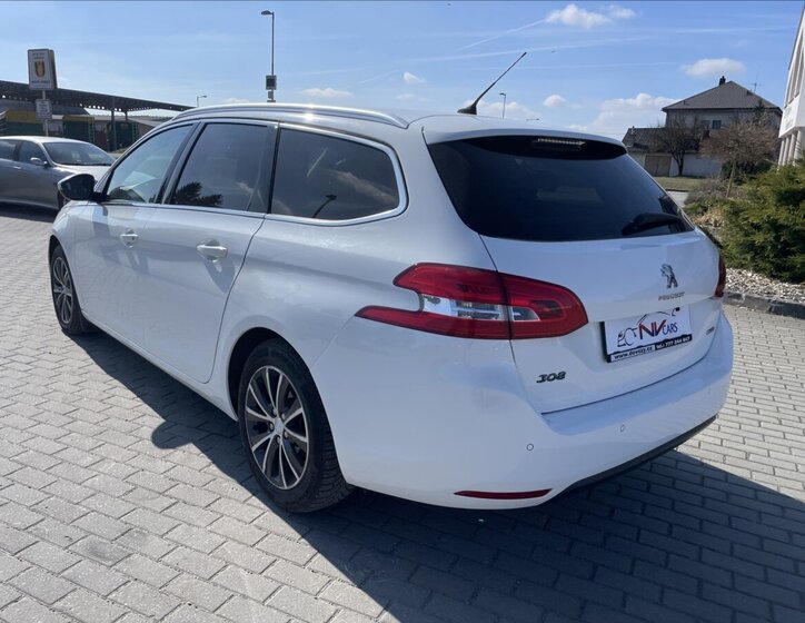 Peugeot 308 Kombi 1,6 l 88 kw
