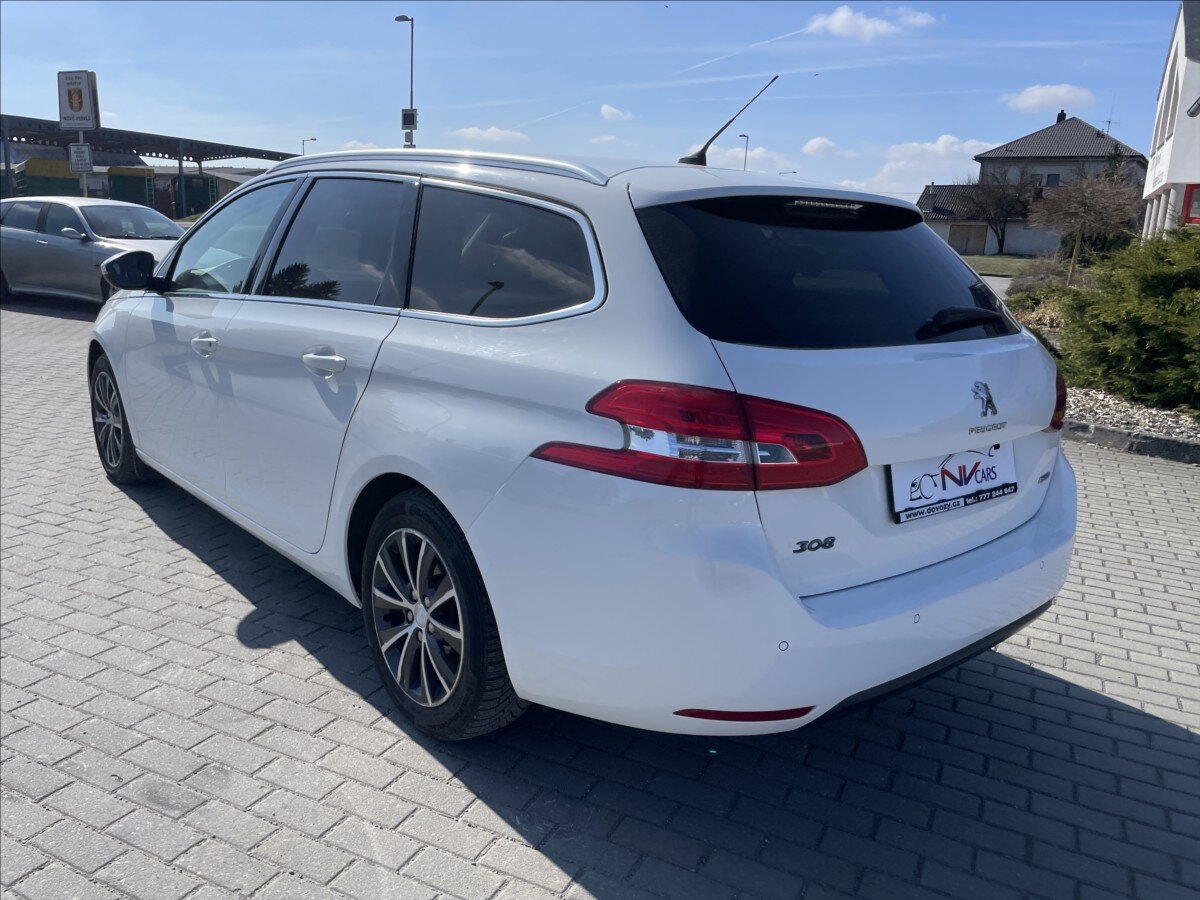 Peugeot 308 Kombi 1,6 l 88 kw