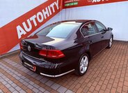 Volkswagen Passat Sedan / Limuzína 2,0 l 130 kw