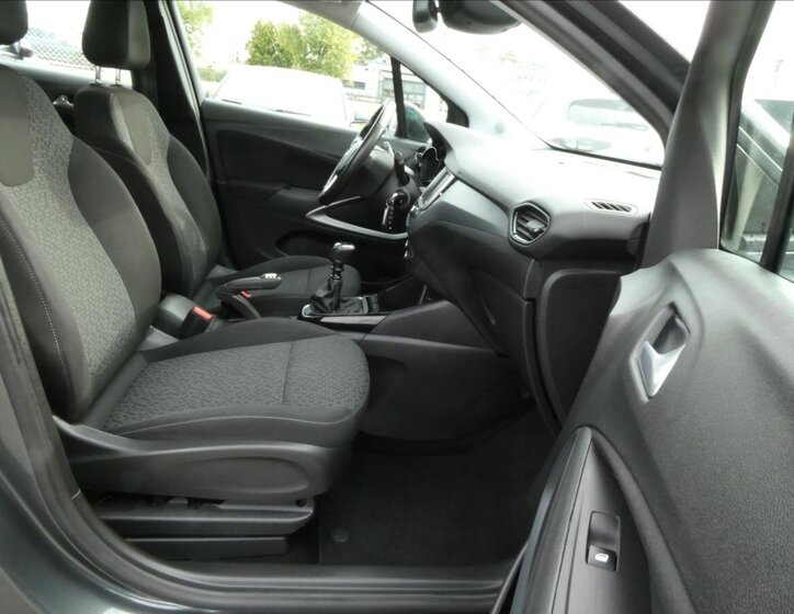 Opel Crossland X MPV 1,2 l 96 kw