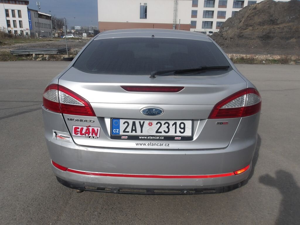 Ford Mondeo Hatchback 2,0 l 103 kw