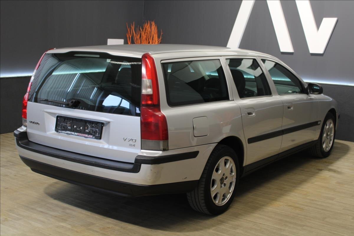 Volvo V70 Kombi 2,4 l 125 kw