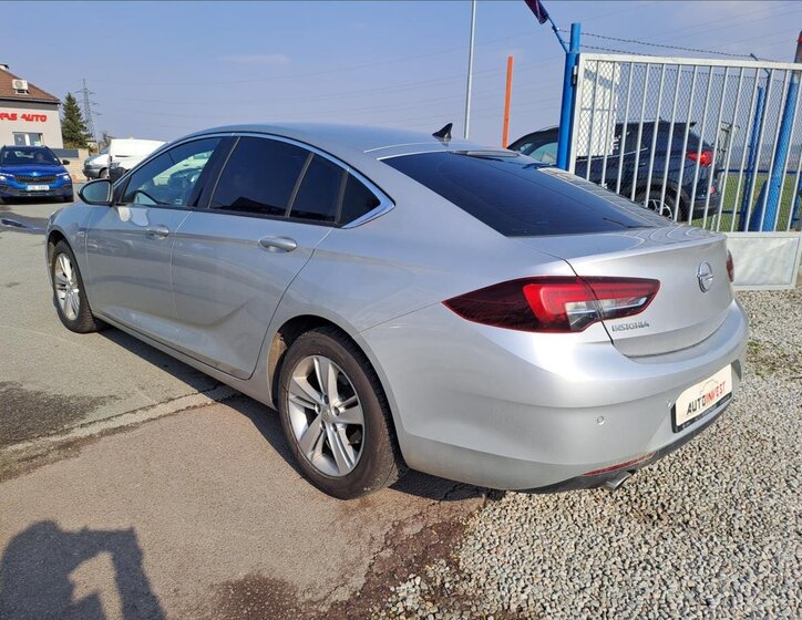 Opel Insignia Liftback 2,0 l 125 kw