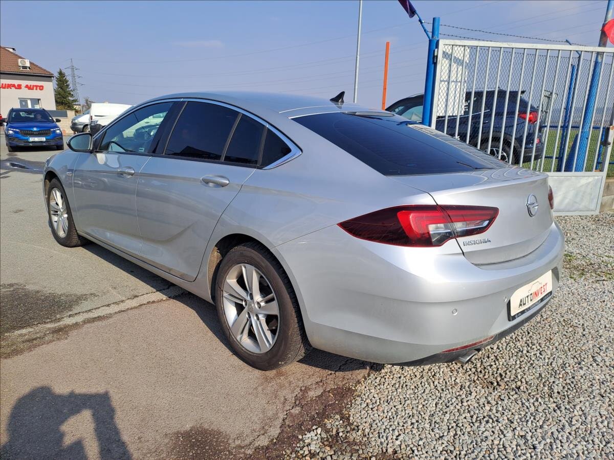 Opel Insignia Liftback 2,0 l 125 kw