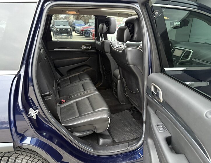 Jeep Grand Cherokee 21
