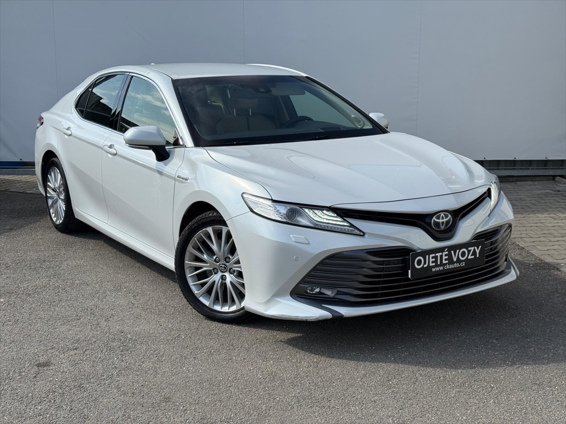 Toyota Camry Sedan / Limuzína 2,5 l 131 kw