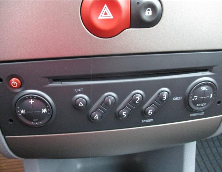 Renault Modus Hatchback 1,1 l 55 kw