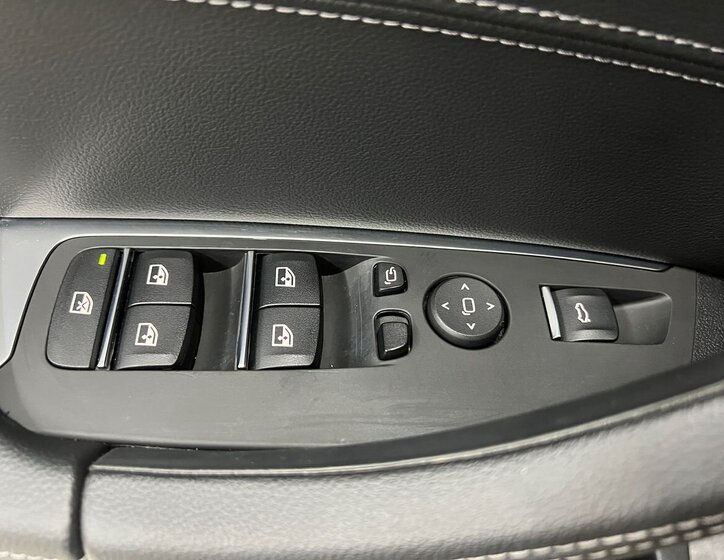 BMW X3 SUV / Terénní 2,0 l 140 kw