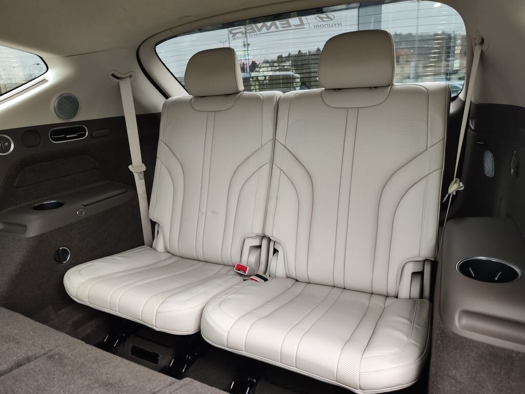 Ostatní Ostatní SUV 3,5 l 279 kw