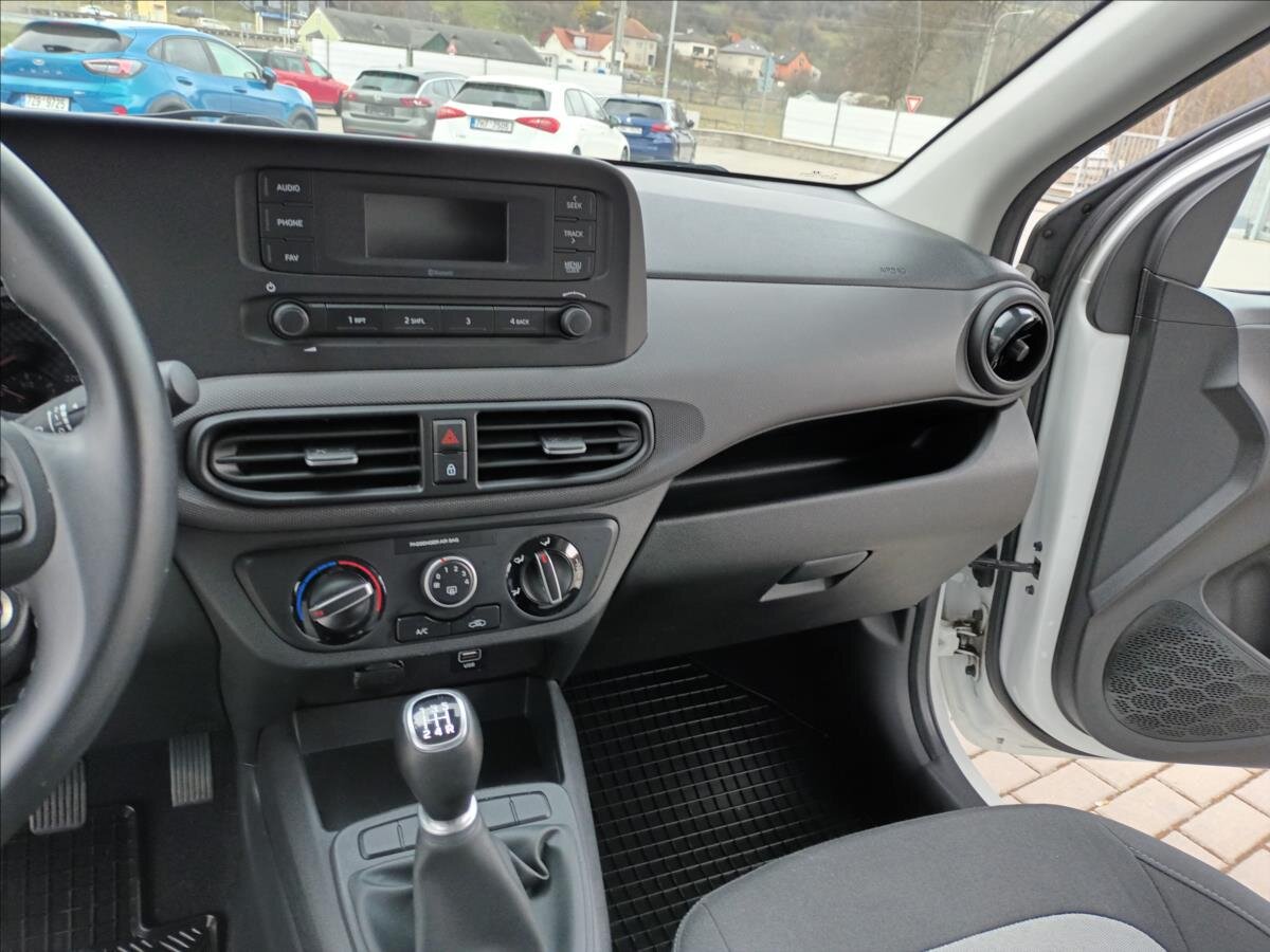 Hyundai i10 Hatchback 998,0 49 kw