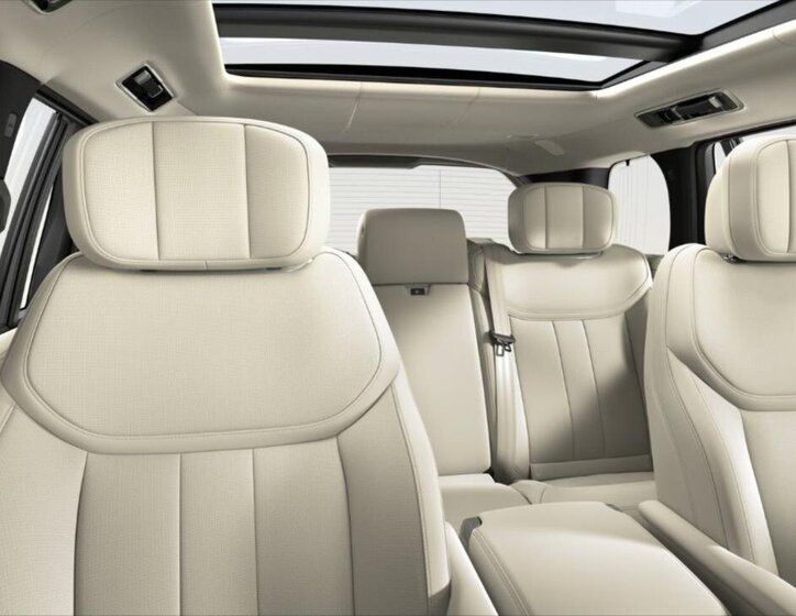 Land Rover Range Rover SUV 4,4 l 390 kw