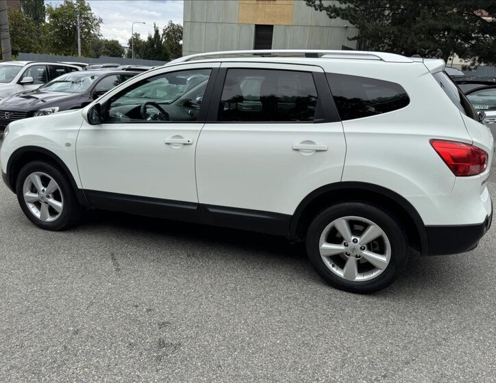 Nissan Qashqai SUV / Terénní 1,5 l 76 kw