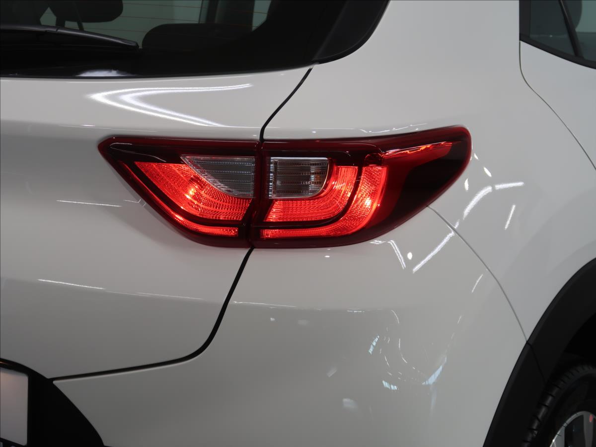 KIA Stonic SUV 1,2 l 57 kw