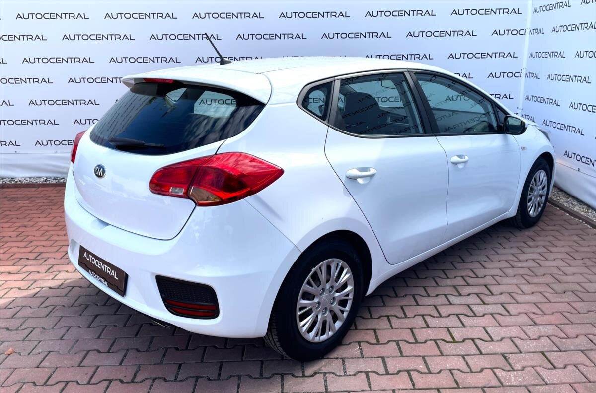 KIA Ceed Hatchback 1,4 l 73 kw