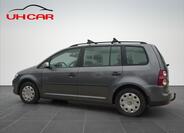 Volkswagen Touran 8