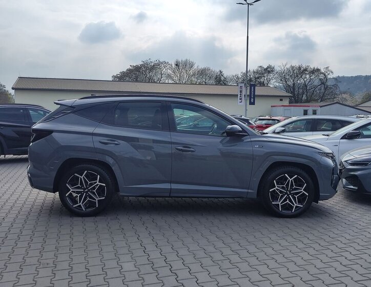 Hyundai Tucson SUV / Terénní 1,6 l 110 kw
