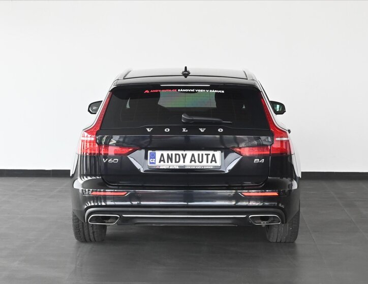 Volvo V60 Kombi 2,0 l 145 kw