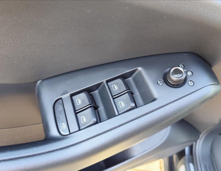 Audi Q5 Kombi 3,0 l 176 kw