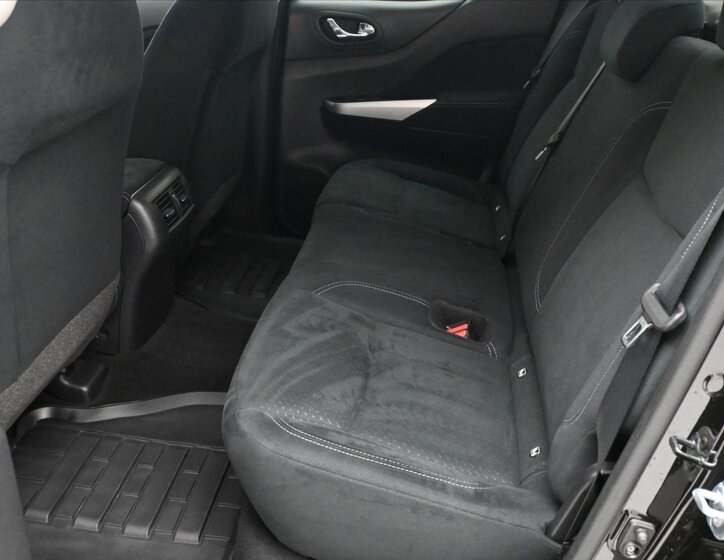 Nissan Navara Pick-up 2,3 l 140 kw