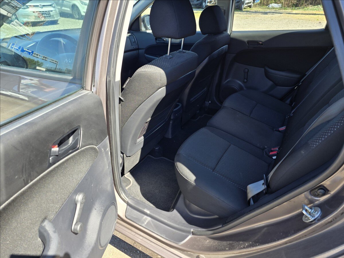 Hyundai i30 Hatchback 1,4 l 80 kw