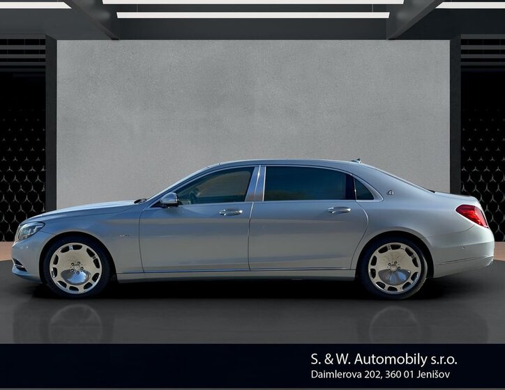 Mercedes-Benz Třídy S Sedan / Limuzína 6,0 l 390 kw