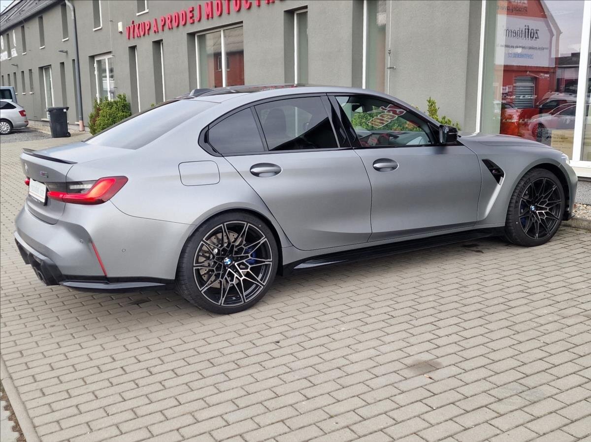 BMW M3 Sedan / Limuzína 3,0 l 390 kw