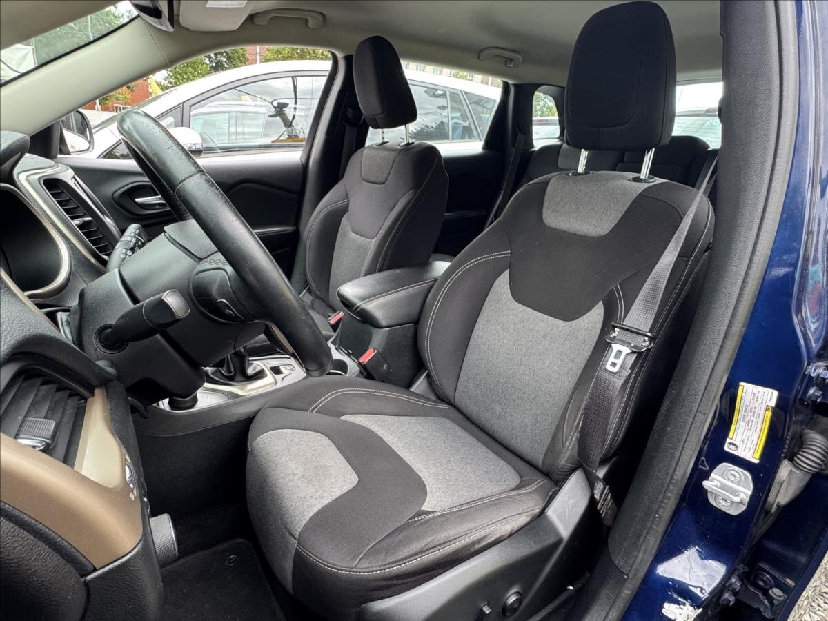 Jeep Cherokee Ostatní 2,0 l 103 kw