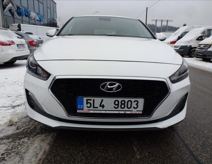 Hyundai i30 Hatchback 998,0 88 kw