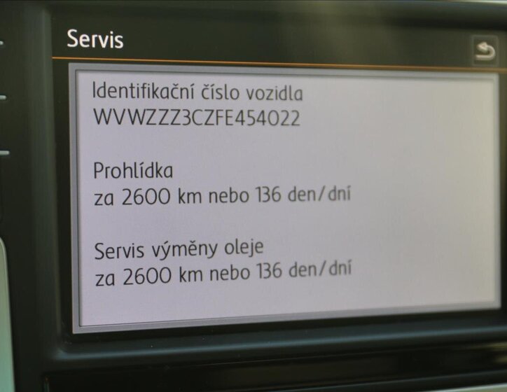 Volkswagen Passat Sedan / Limuzína 2,0 l 110 kw